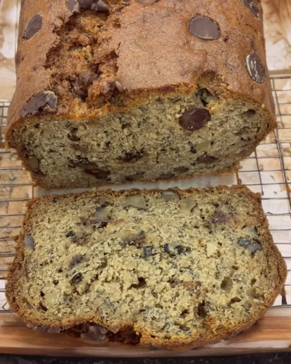 Gluten Free Chocolate Chips Banana Bread – By Slices
